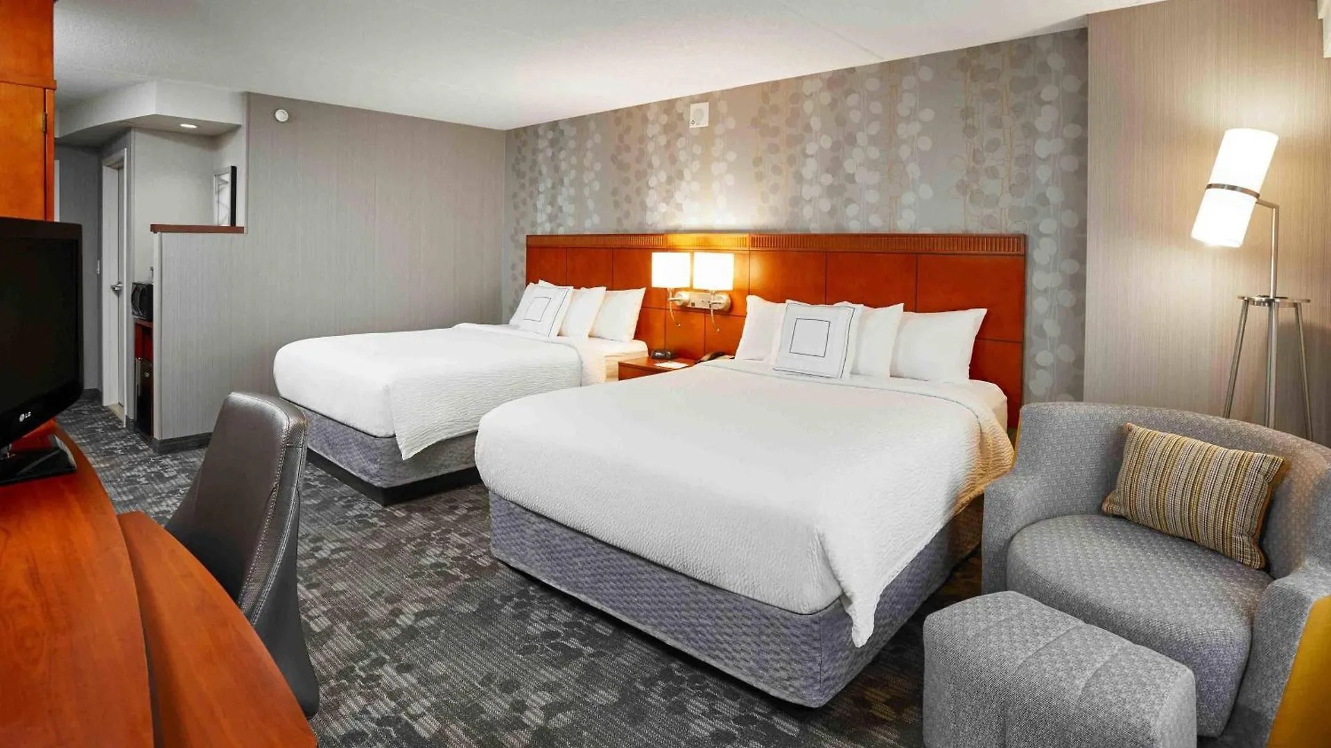 Courtyard By Marriott Toronto Brampton Hotel 3*,  Canada
