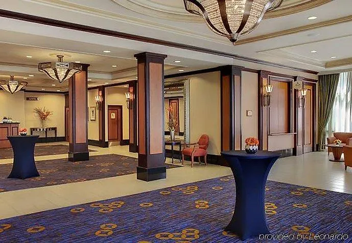 Courtyard By Marriott Toronto Brampton Hotel