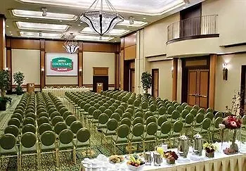 Courtyard By Marriott Toronto Brampton Hotel